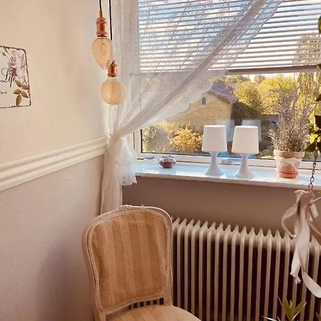 Den Gamle Apotekergaard * Hong