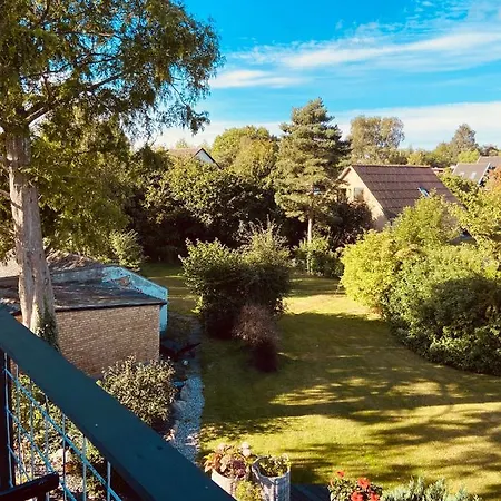 Den Gamle Apotekergaard * Hong