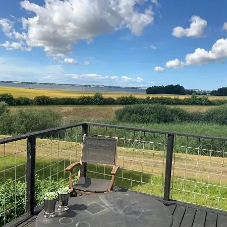 Bed & Breakfast Den Gamle Apotekergaard *