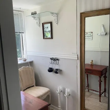 Den Gamle Apotekergaard Bed & Breakfast