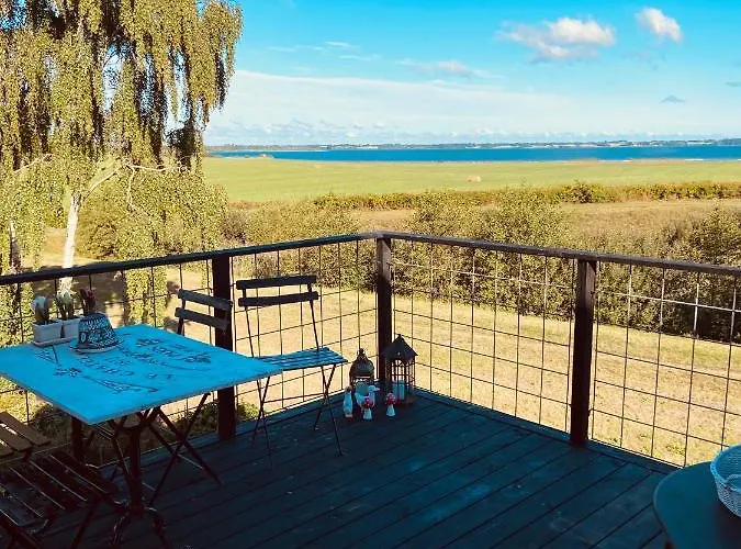 Den Gamle Apotekergaard לינה וארוחת בוקר