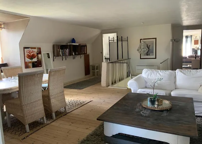 Bed & Breakfast Den Gamle Apotekergaard *