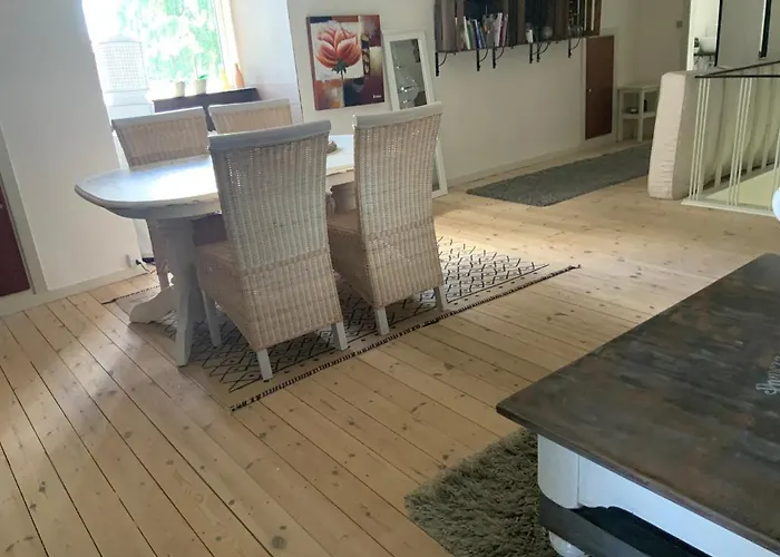 Den Gamle Apotekergaard Hong